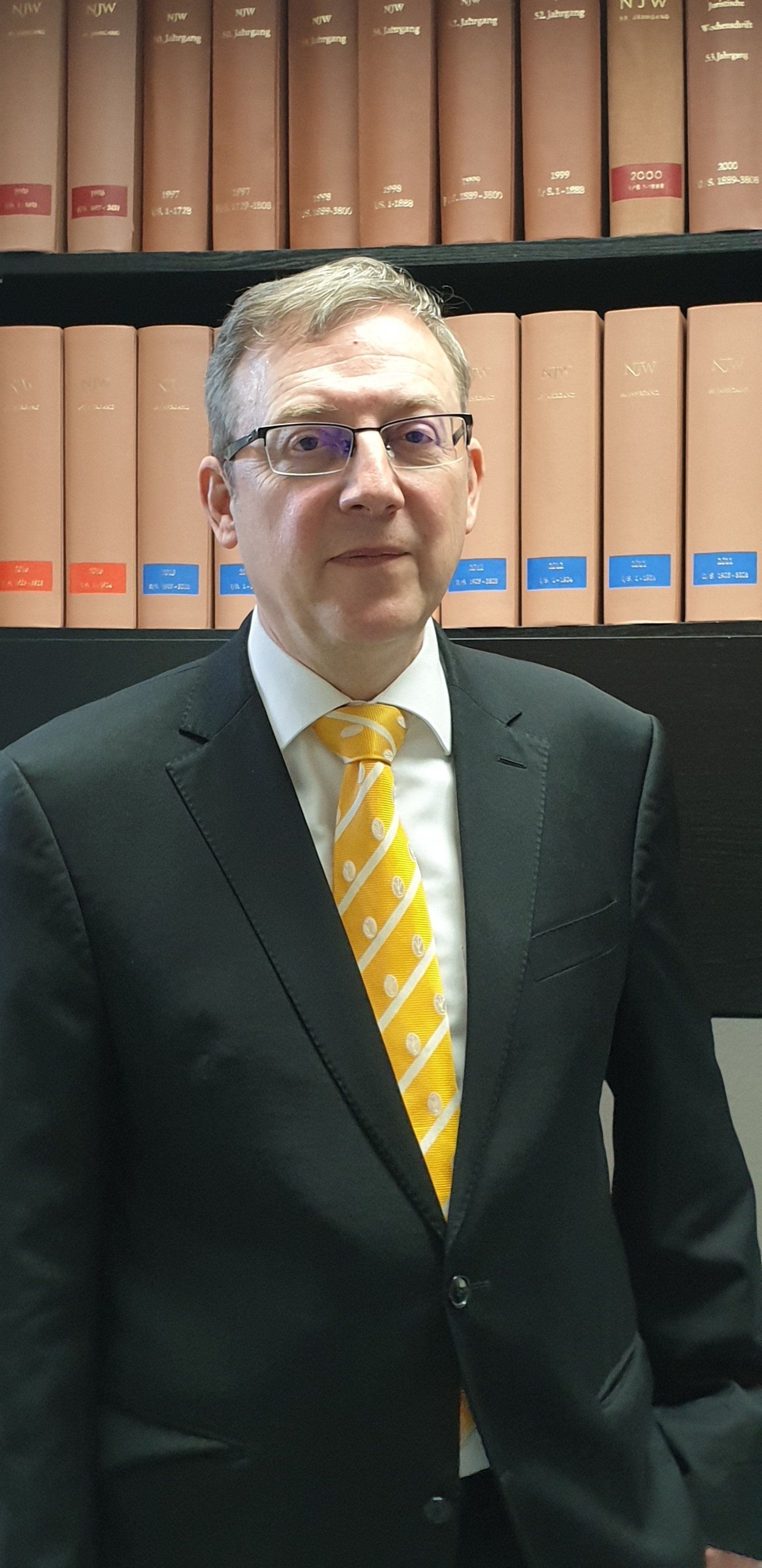 Rechtsanwalt Bernd Hönicka Aus 91522 Ansbach – ERFPBX